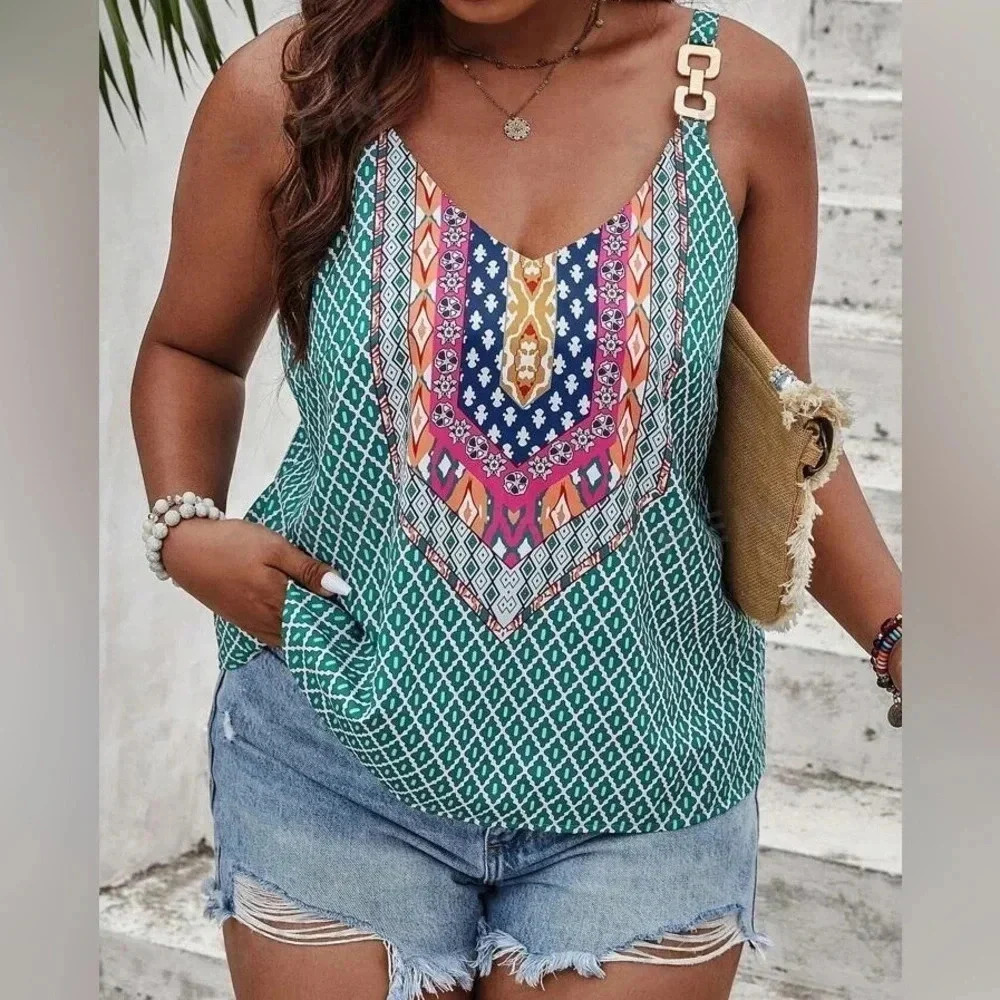 SHEIN Curve VCAY Plus Geo Print Cami With Gold Chain Link Spaghetti Strap 1X - Picture 2 of 13